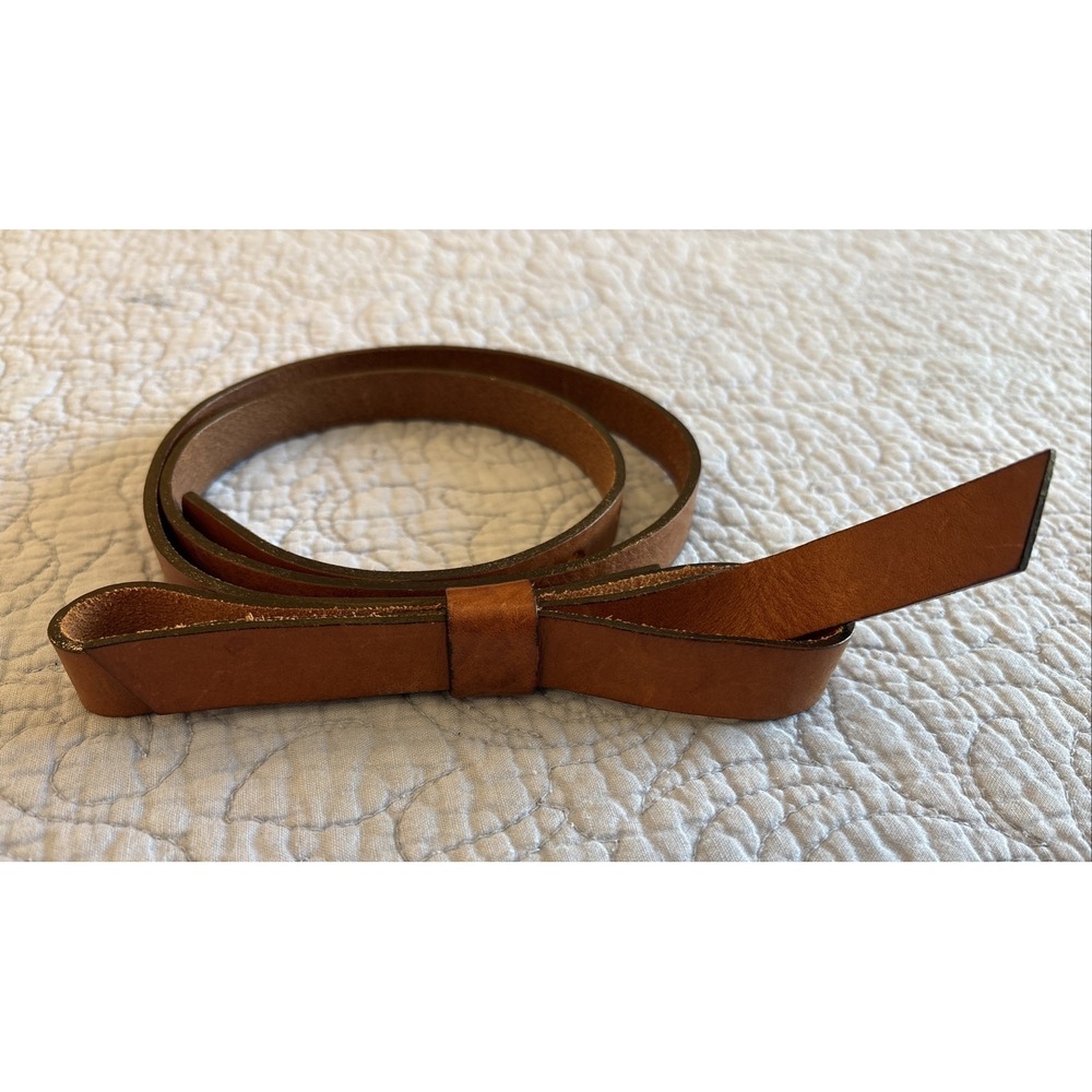 Urban Outfitters Italian Leather Bow Belt Size Large Made in Canada
